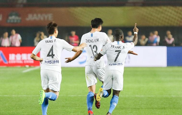 泰达迎击上港，球队备战如火如荼